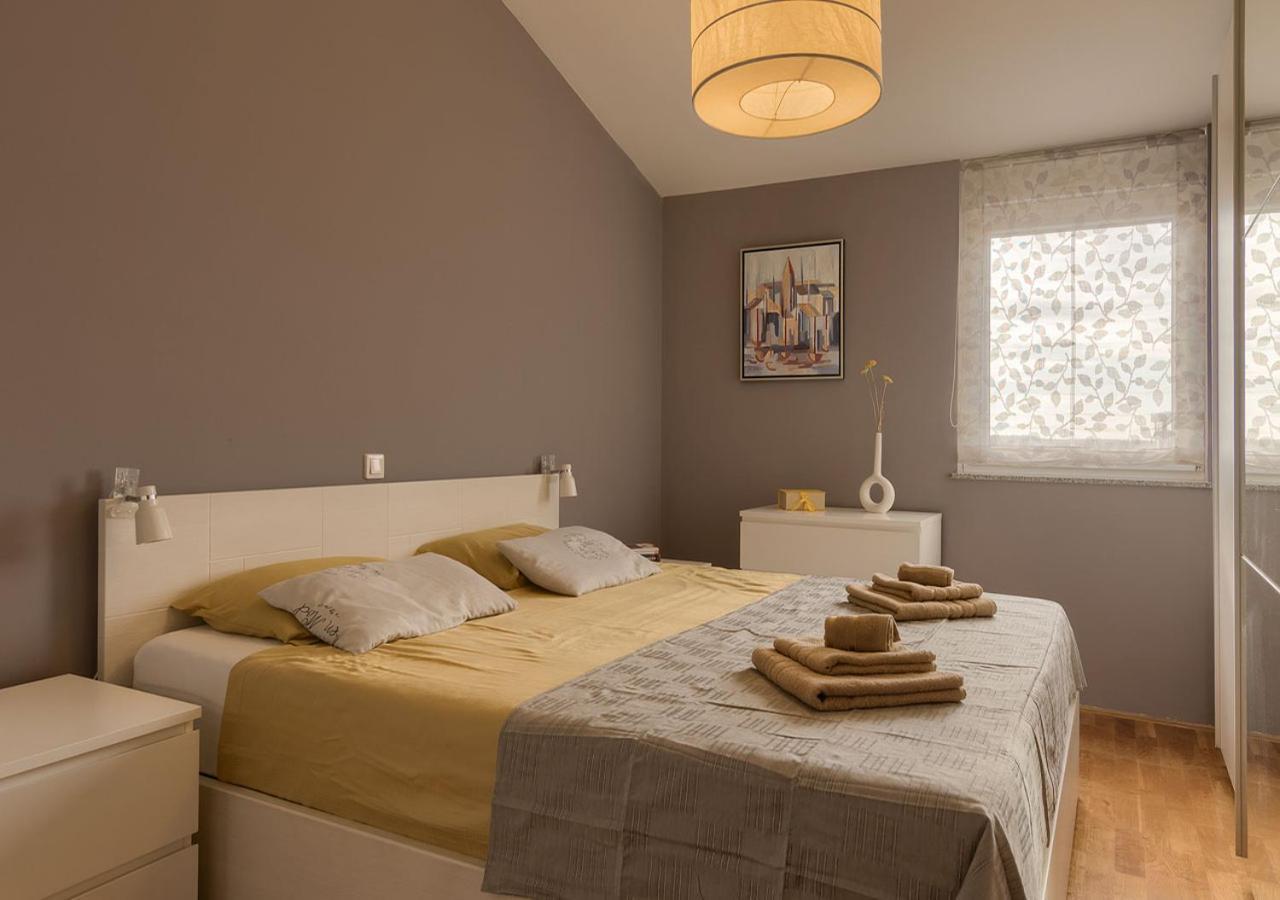 Apartment Leki - Newly Renovated, Modern City Spot Pula Eksteriør billede
